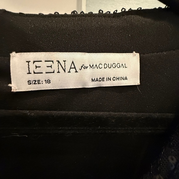 Mac Duggal Black Sequin Evening Gown Size 18 - Picture 3 of 3